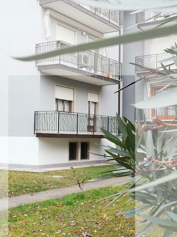 Casa Vacanza E Per Lavoro Elena E Carla 스피니아 외부 사진